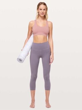 Lululemon Align Ultra High Rise Crop Capris Leggings 21” Purple Size 4